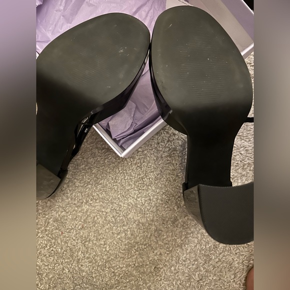 Madden Girl Platform Block Heels Black Patent Leather - Picture 2 of 2